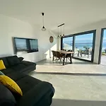 Luxury / فير