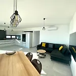 شقة Luxury /