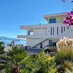 Luxury / * فير