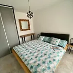 شقة Luxury / *