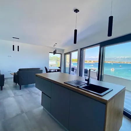 Apartmán Luxury / *