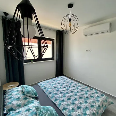 Luxury / Apartment Vir