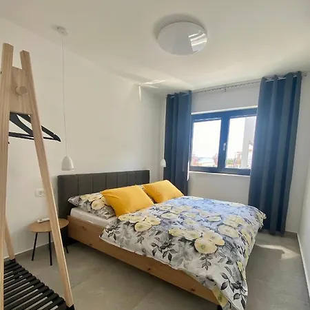 Luxury / Lejlighed