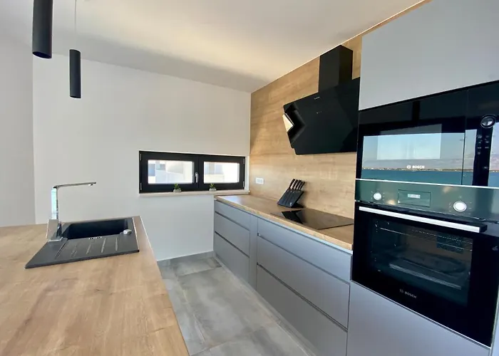Luxury / * Vir