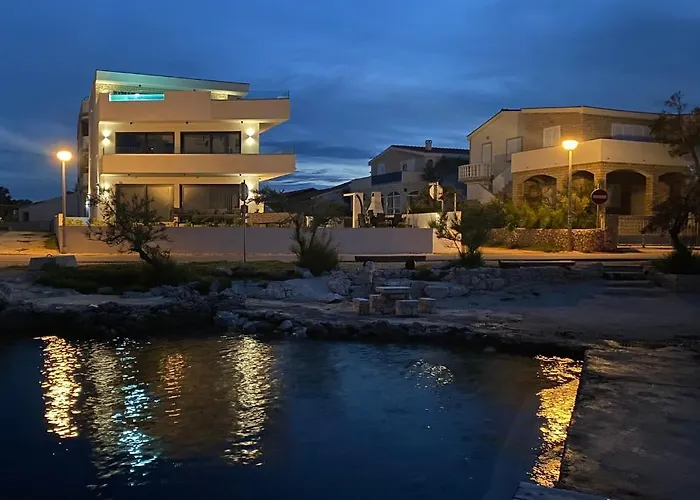 Lägenhet Luxury / Vir